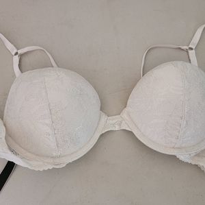 Plunge Bombshell Bra 32C